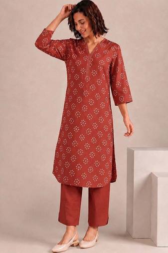 Women Cotton Blend Ethnic Motifs Printed Regular Kurta Set With Trousers