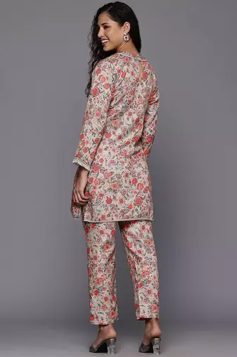 Grey Floral Printed Mandarin Collar Straight Kurta With Trousers