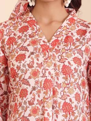 Off White Floral Printed V-Neck Flared Sleeves Straight Kurta With Trousers 2