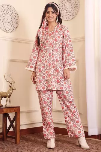Off White Floral Printed V-Neck Flared Sleeves Straight Kurta With Trousers