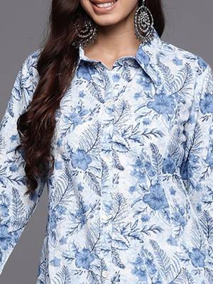 Women Floral Printed A-Line Kurta with Trousers 2