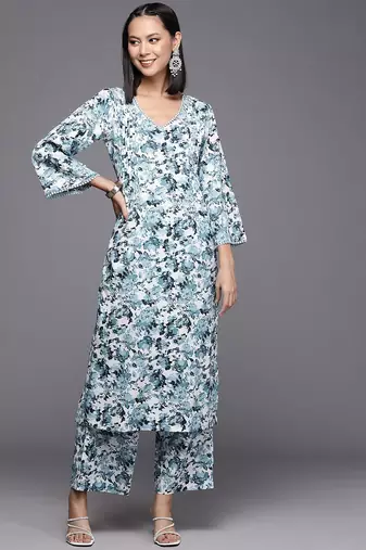 Women Floral Printed Regular Kurta with Trousers