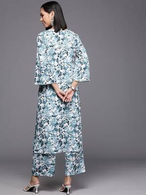 Women Floral Printed Regular Kurta with Trousers 4