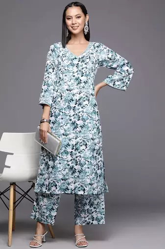 Women Floral Printed Regular Kurta with Trousers