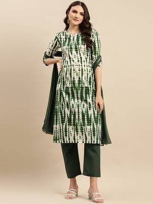 Green Shibori Printed Sequinned Pure Cotton Kurta With Trousers & Dupatta 1