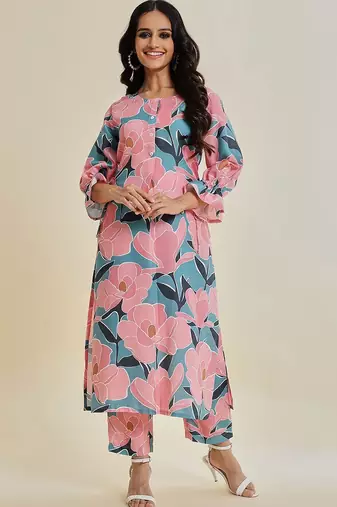 Floral Printed Straight Woolen Kurta with Trousers