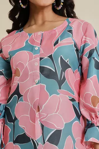 Floral Printed Straight Woolen Kurta with Trousers