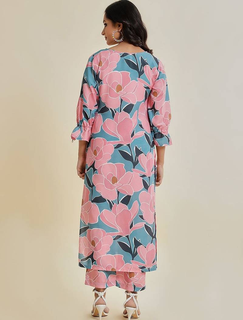 Floral Printed Straight Woolen Kurta with Trousers