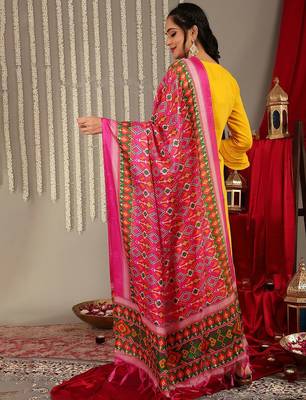 Ethnic Motif Yoke Design Gotta Patti Cotton Kurta With Trousers & Dupatta 6