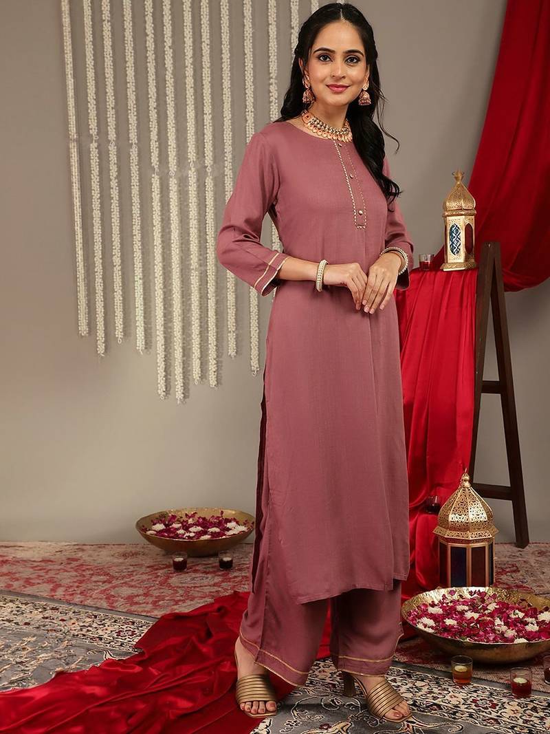 Gotta Patti Detail Straight Kurta & Trousers With Dupatta