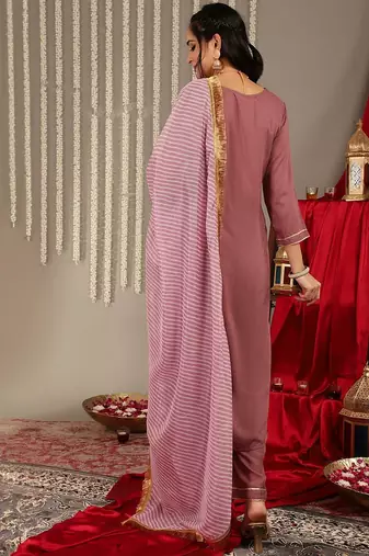 Gotta Patti Detail Straight Kurta & Trousers With Dupatta