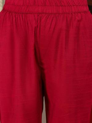 Thread Work Detail Straight Kurta & Trousers With Dupatta 3