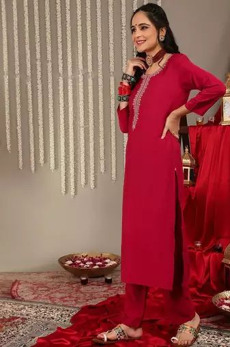 Thread Work Detail Straight Kurta & Trousers With Dupatta