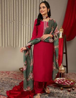 Thread Work Detail Straight Kurta & Trousers With Dupatta 7