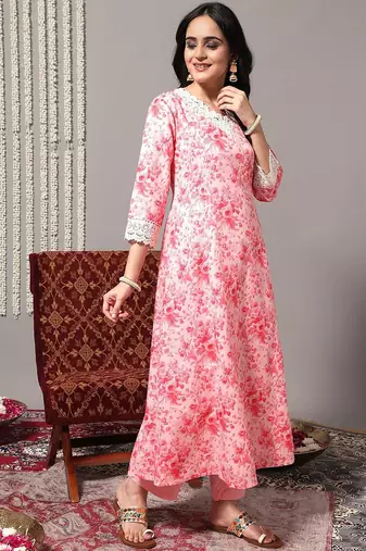 Floral Printed A-Line Kurta With Trousers & Dupatta