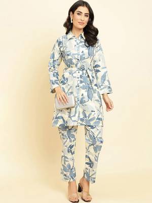 Floral Printed Shirt Collar Kurta With Trousers 1