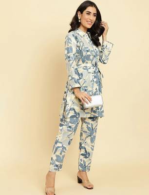Floral Printed Shirt Collar Kurta With Trousers 6