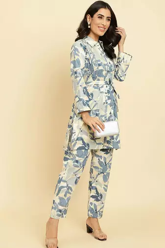 Floral Printed Shirt Collar Kurta With Trousers
