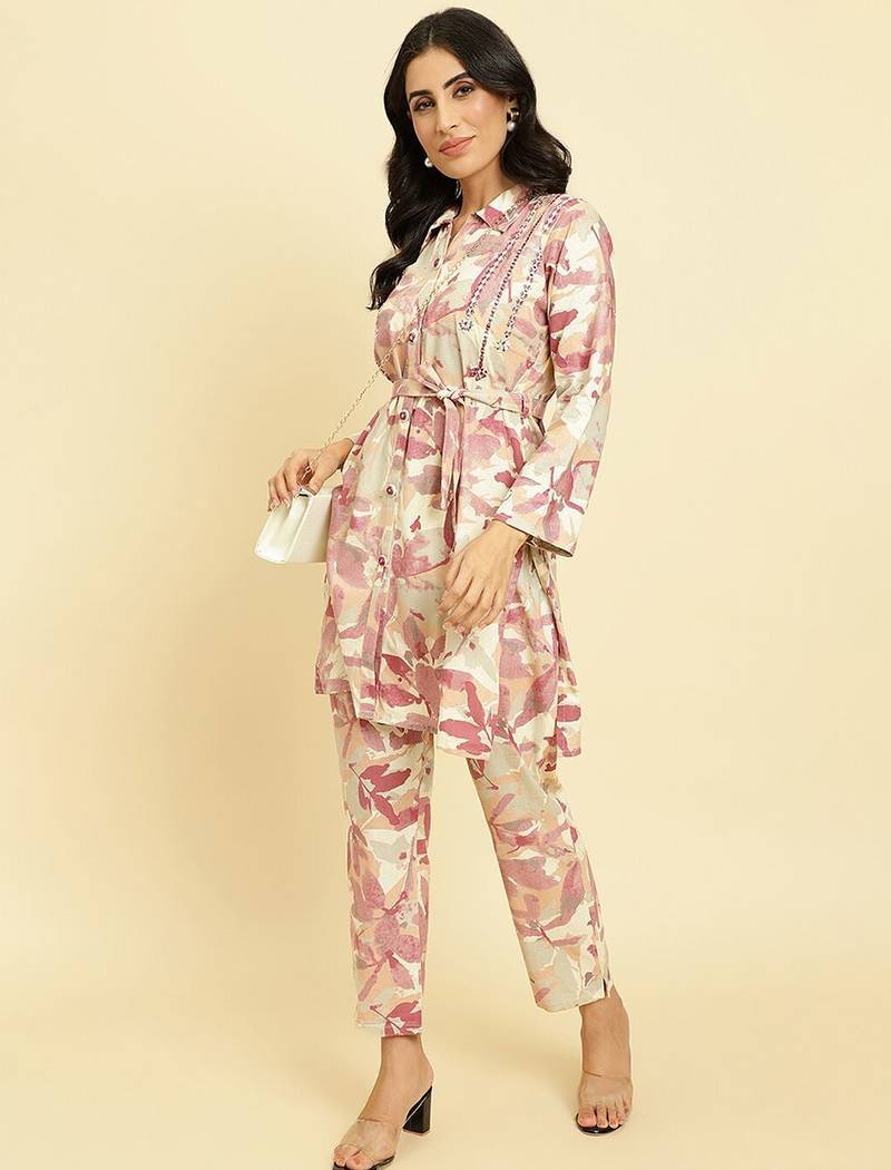 Floral Printed Kurti With Trousers