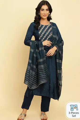 Floral Embroidered Beads & Stones Kurta With Trousers & Dupatta