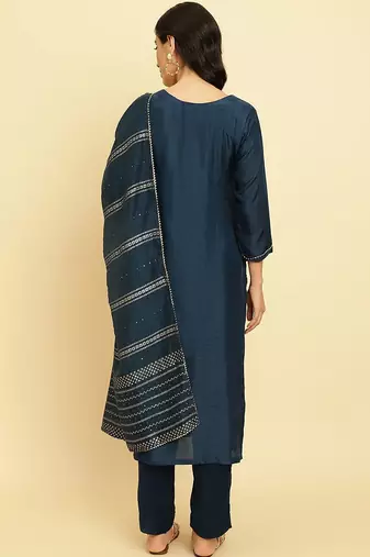 Floral Embroidered Beads & Stones Kurta With Trousers & Dupatta