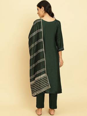Floral Embroidered Beads & Stones Kurta With Trousers & Dupatta 6