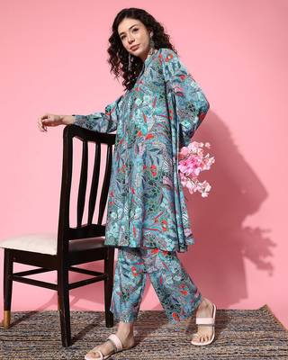 Women Abstract Printed Regular A-Line Kurta with Trousers 1