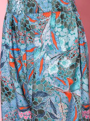 Women Abstract Printed Regular A-Line Kurta with Trousers 6
