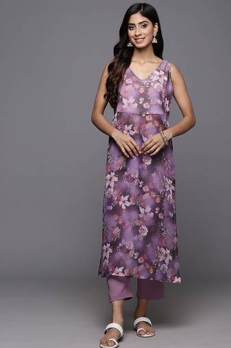 Floral Printed Regular Kurta with Trousers