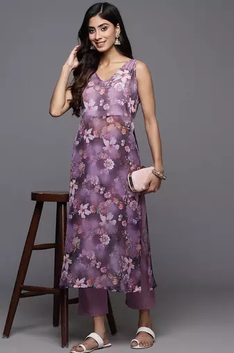 Floral Printed Regular Kurta with Trousers