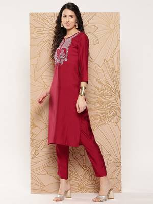 Women Ethnic Motifs Embroidered Sequinned Kurta with Trousers & With Dupatta 3