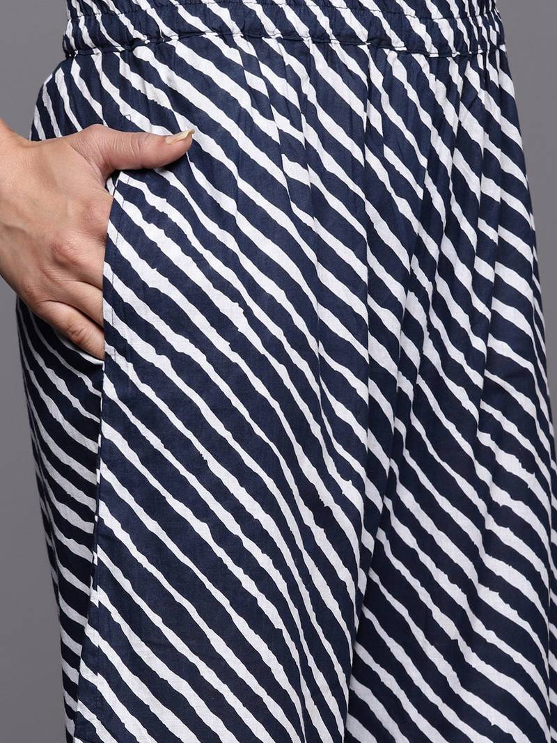 Leheriya Dyed Gotta Patti Kurti With Sharara