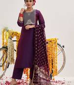 Women Ethnic Motifs Embroidered Gotta Patti Kurta Set