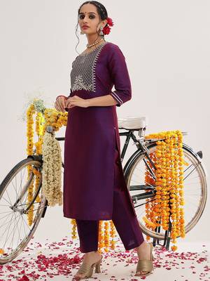 Women Ethnic Motifs Embroidered Gotta Patti Kurta Set 5
