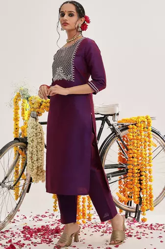 Women Ethnic Motifs Embroidered Gotta Patti Kurta Set