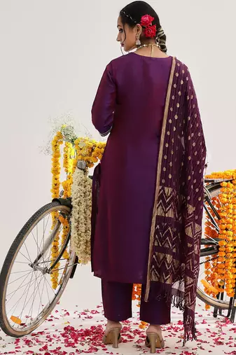 Women Ethnic Motifs Embroidered Gotta Patti Kurta Set