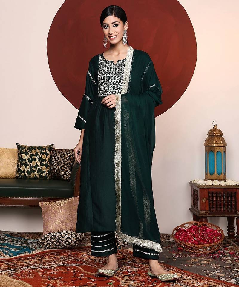 Women Green Yoke Design Mirror Work Kurta with Trousers & Dupatta