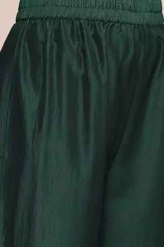 Women Green Yoke Design Mirror Work Kurta with Trousers & Dupatta