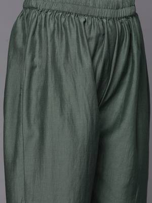 Women Green Ethnic Motifs Embroidered Kurta with Trousers & With Dupatta 4