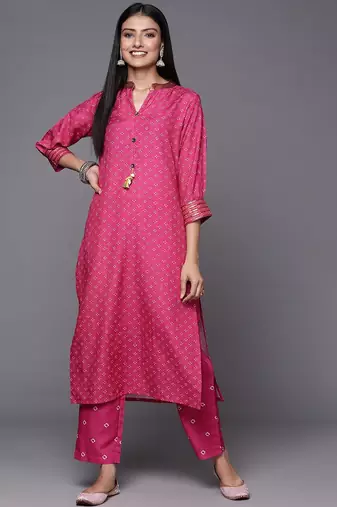 Women Pink Bandhani Printed Sequinned Kurta with Trousers