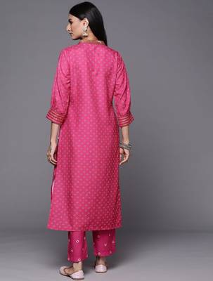 Women Pink Bandhani Printed Sequinned Kurta with Trousers 5