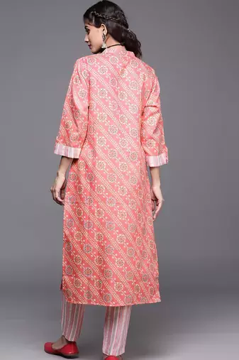 Women Coral Bandhani Printed Kurta with Trousers
