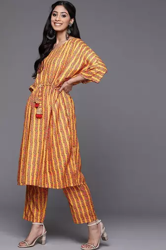 Women Mustard Yellow & Pink Ethnic Motifs Printed Pure Cotton Kurta with Trousers