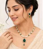 Pearl & emerald green stone necklace & earrings jewellery set gold-tone finish, teardrop pendant, freshwater pearls.