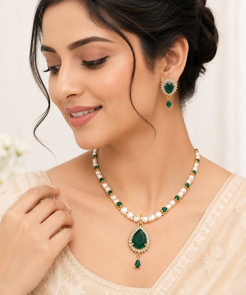 Pearl & emerald green stone necklace & earrings jewellery set gold-tone finish, teardrop pendant, freshwater pearls.