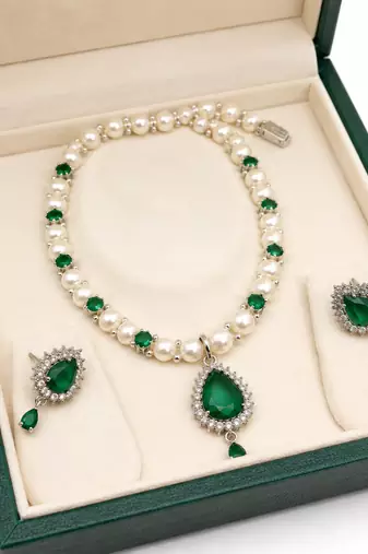 Pearl & emerald green cz necklace & earrings jewellery set teardrop pendant, freshwater pearls, ethnic wear.