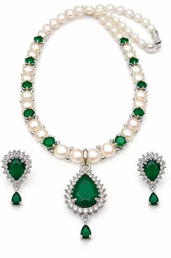 Pearl & emerald green cz necklace & earrings jewellery set teardrop pendant, freshwater pearls, ethnic wear.