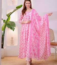 Floral Embroidered Pure Cotton V Neck Kurta Trouser & Dupatta Set
