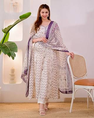 Floral Embroidered Pure Cotton V Neck Kurta Trouser & Dupatta Set 1