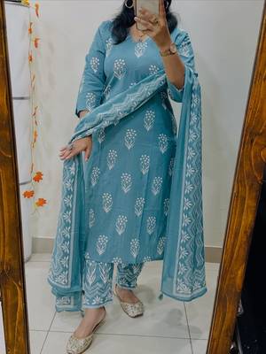 Floral Printed Pure Cotton V Neck Kurta Trouser & Dupatta Set 4